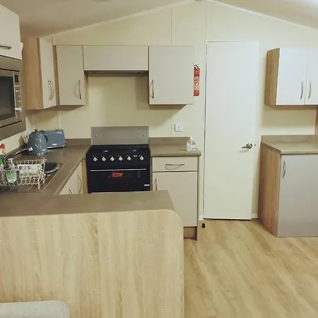 8 Sleep Chalet At Newquay Away Nb168 Newquay (Cornwall)